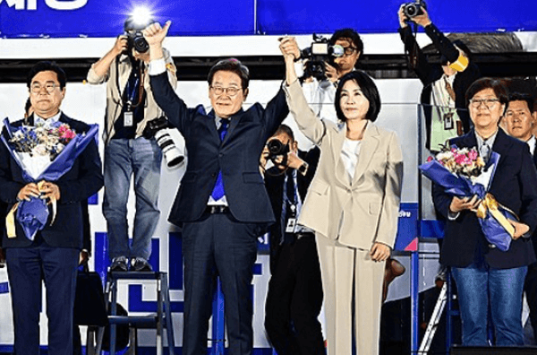 “소년공에서 대통령으로”…이재명 시대 개막, ‘K이니셔티브’로 경제 대수술 예고 관련 사진 1