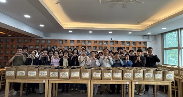 춘천동부노인복지관, 민속놀이 한마당으로 어르신께 '온정 가득' 관련 사진 1