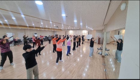 춘천동부노인복지관, 2026년 상반기 노년사회화교육 프로그램 개강