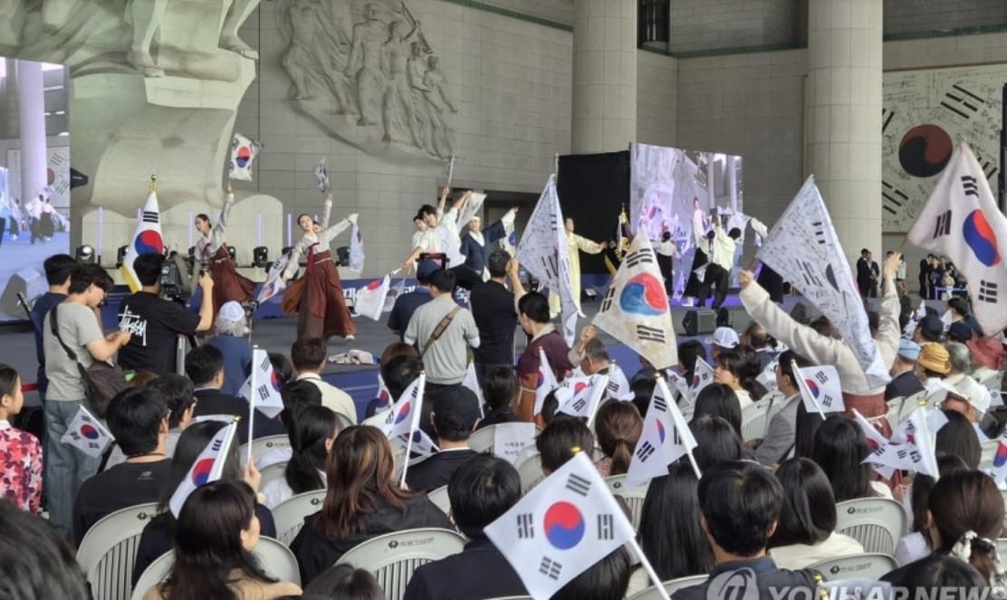 광복 81주년 전국 경축식…독립유공자 희생 기렸다